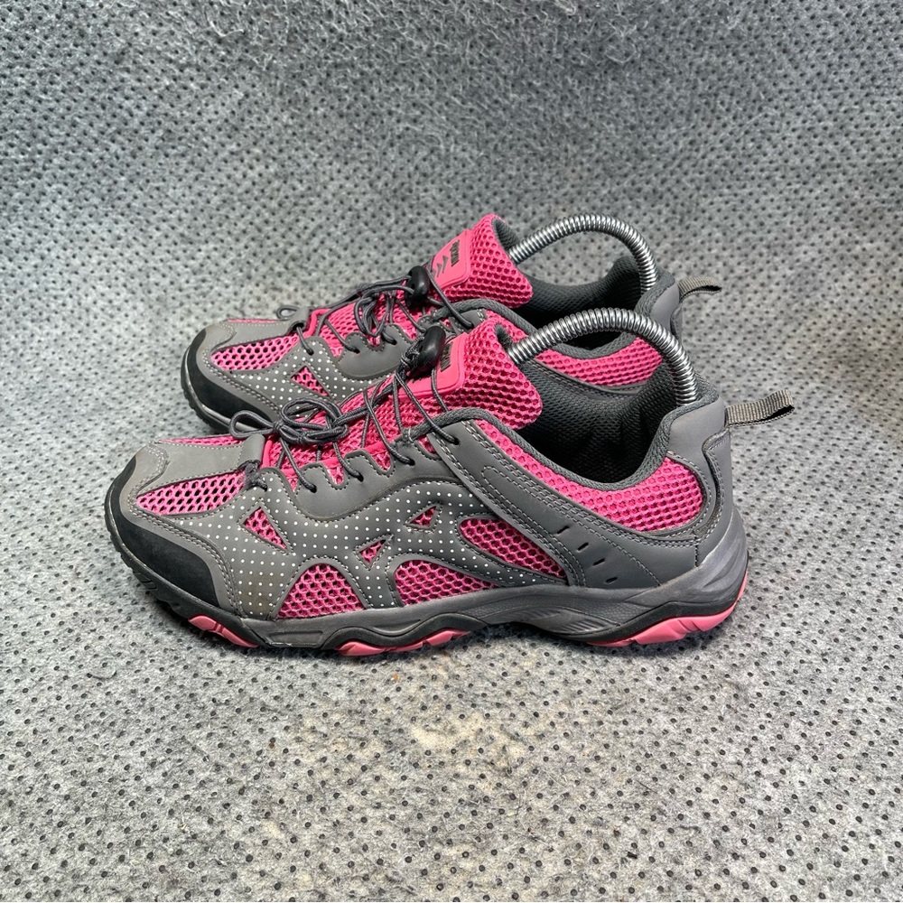 Mizuno Women's Pink and Gray Athletic Sneakers
